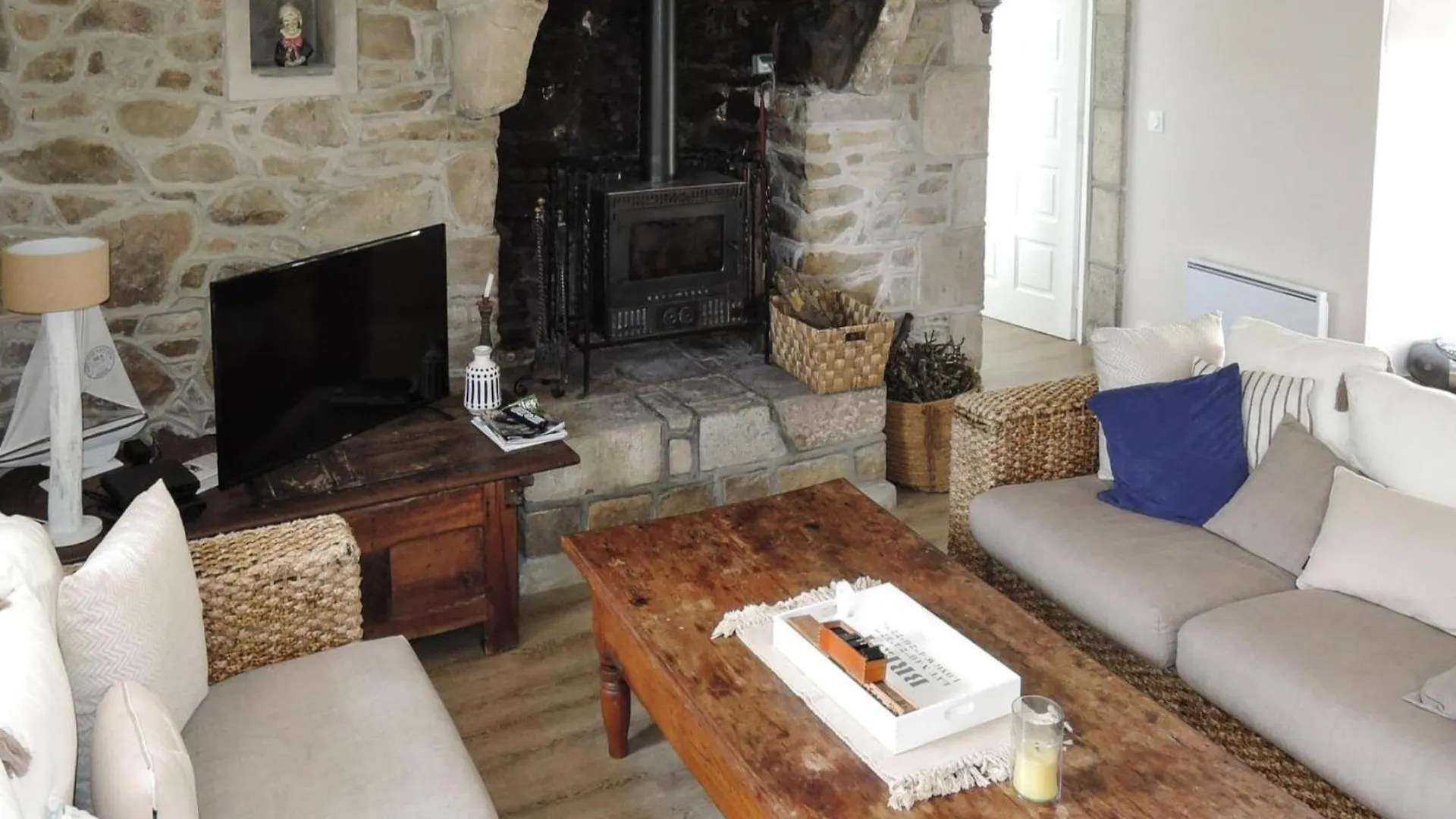 Holiday home Natural Stone House With Maritime Flair Plougasnou